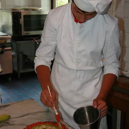 Hotel Anna Maria 3*