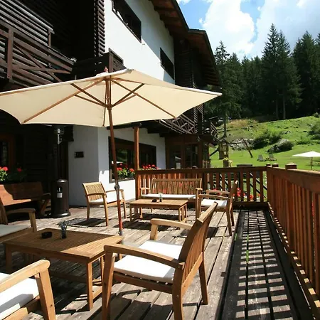 Hotel Anna Maria 3*