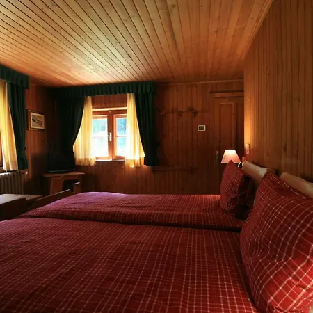 Anna Maria Hotell 3*